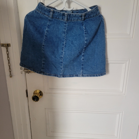 Two BDG skirts - Picture 3 of 4